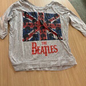 The Beatles Graphic T Shirt Medium Gray Boatneck 3/4 Sleeves British Flag Crop